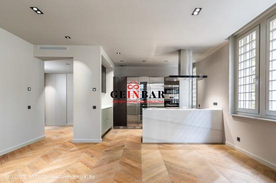  ESPECTACULAR PISO EN PLENA VIA LAIETANA DE 152M2 CON REFORMA DE DISEÑO - BARCELONA 