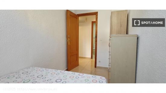 Habitación en piso compartido en Xàtiva - VALENCIA