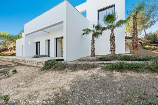 Villa en venta en Orihuela (Alicante)