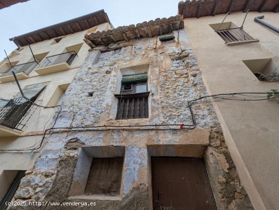 Casa en La Fresneda - TERUEL