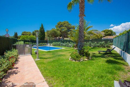 Chalet en venta en Orihuela (Alicante)