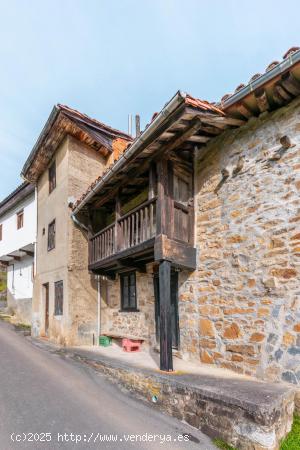 Vistas de ensueño a Peña Mea! Dos casas para reformar en Aldea Solano, Laviana - ASTURIAS