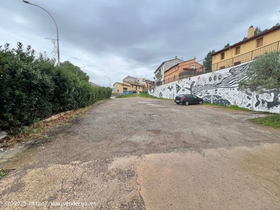 Edificio en venta en Ayerbe (Huesca)