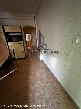 SE VENDE VIVIENDA MUY LUMINOSA ZONA FERIA - ALBACETE