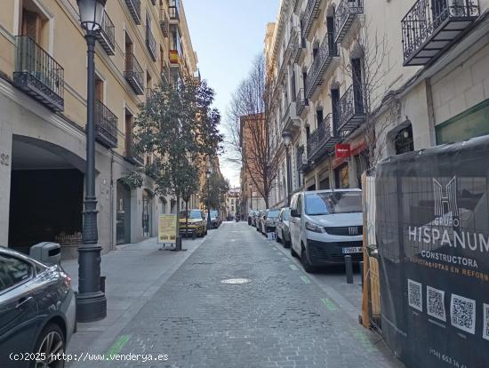 Encantador apartamento reformado en el corazón del Barrio de Las Letras - MADRID