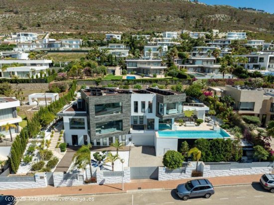 Exclusiva villa de lujo con vistas panorámicas en Jávea