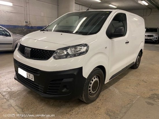 Fiat Scudo Furgon L1 100cv MT6 Business - GARANTIA FÁBRICA 06/2025 - Barcelona