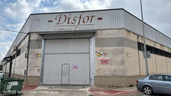  VENTA   DE NAVE INDUSTRIAL CHAFLAN EN POLIGONO INDUSTRIAL  DE BENIFAIO (VALENCIA) - VALENCIA 