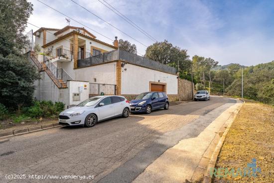 CHALET EXCLUSIVO UBICADO EN RIUDECANYES - TARRAGONA