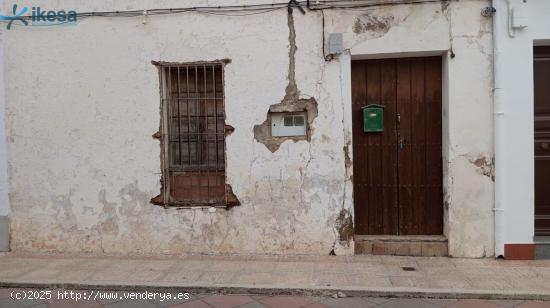 Venta de Casa en Calle PRIMERO DE MAYO - Malcocinado (Badajoz) - BADAJOZ