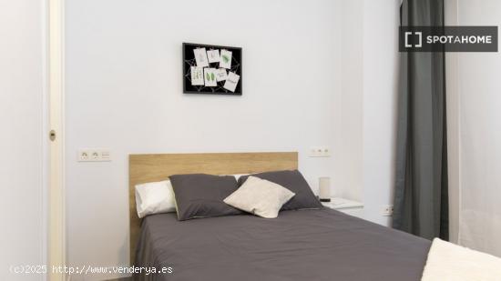 Habitación en piso compartido en Zaragoza - ZARAGOZA