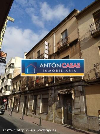 HOSTAL EN PLENO CENTRO DE NOVELDA - ALICANTE