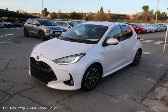 Toyota Yaris 1.5 120H Style - 