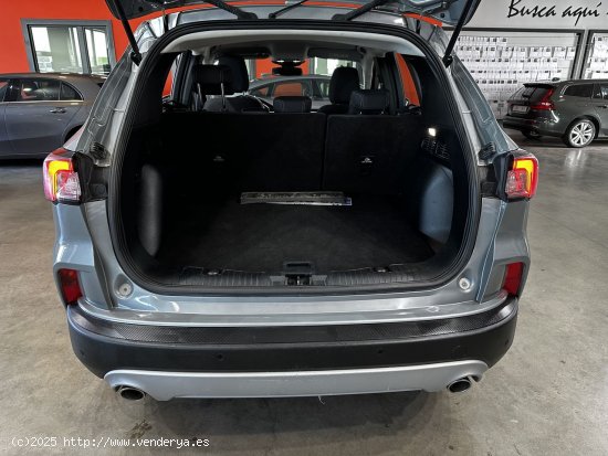 Ford Kuga Titanium 2.5 Duratec FHEV 140kW Auto - 