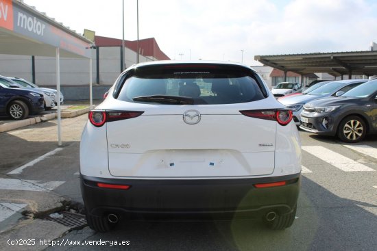 Mazda CX-30 2.0 90 kW 2WD Zenith (sin Pack Bose) - 