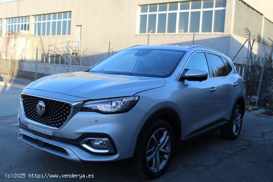 MG eHS 1.5T-GDI PHEV Luxury - 