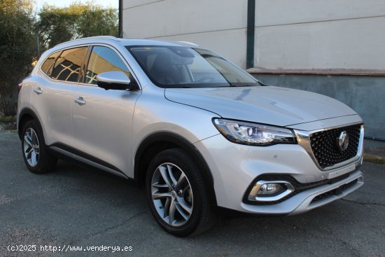 MG eHS 1.5T-GDI PHEV Luxury - 