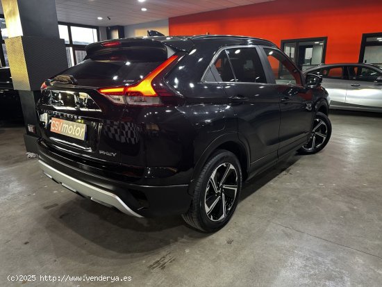 Mitsubishi Eclipse Cross 2.4 PHEV Kaiteki Auto 4WD - 