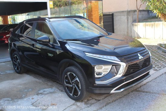 Mitsubishi Eclipse Cross 2.4 PHEV Kaiteki Auto 4WD - 