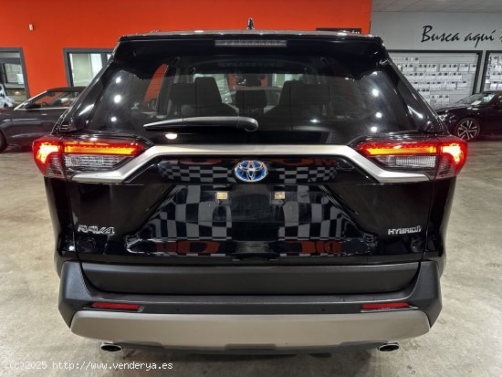 Toyota Rav4 2.5l 220H Business - 