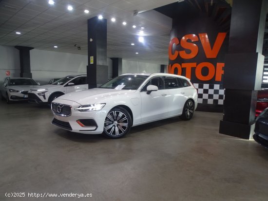 Volvo V60 2.0 T6 AWD Inscription Auto - 