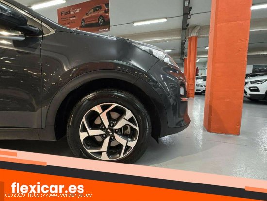 Kia Sportage 1.6 MHEV Drive Plus 100kW (136CV) 4x2 - Sant Boi de Llobregat