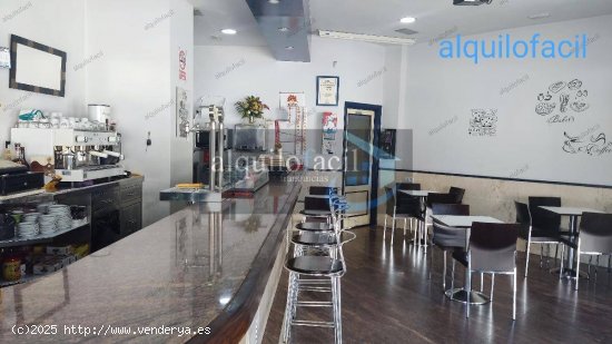 SE TRASPASA BAR CAFETERIA EN ZONA INDUSTRIA POR 9000€ Y 550€ ALQUILER