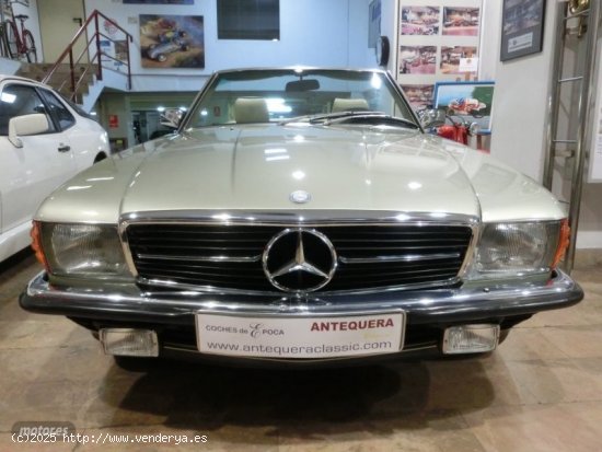 Mercedes Clase SL 280 SL ROADSTER R107 de 1982 con 168.000 Km por 33.000 EUR. en Valencia