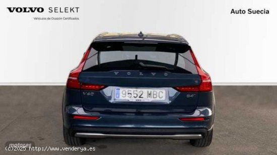 Volvo V60 Cross Country V60 Cross Country Core, B4 (diesel) AWD, Diesel de 2022 con 68.697 Km por 38