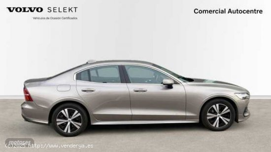 Volvo S60 Momentum Pro, B4 mild-hybrid de 2021 con 33.698 Km por 32.900 EUR. en Barcelona