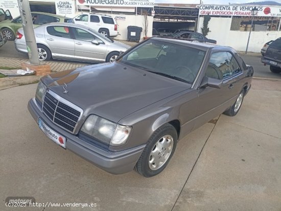 Mercedes Clase E 320 Classic coupe de 1996 con 415.870 Km por 7.400 EUR. en Madrid