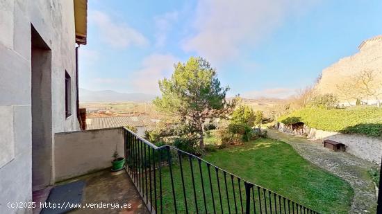 Se Vende en Santa Gadea del Cid - BURGOS