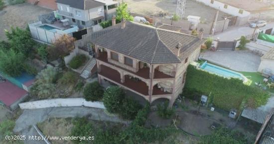 Chalet independiente con finca de olivos, piscina y vistas al río - TOLEDO