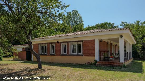 Finca rústica con dos viviendas - BURGOS