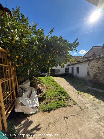 Casa en venta en Santa María del Tiétar (Ávila)