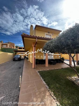 A la venta precioso chalet en Benidorm - ALICANTE