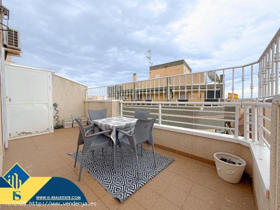 Oportunidad! Fantastico atico con gran terraza y excelentes vistas despejadas+Garaje y Trastero - AL