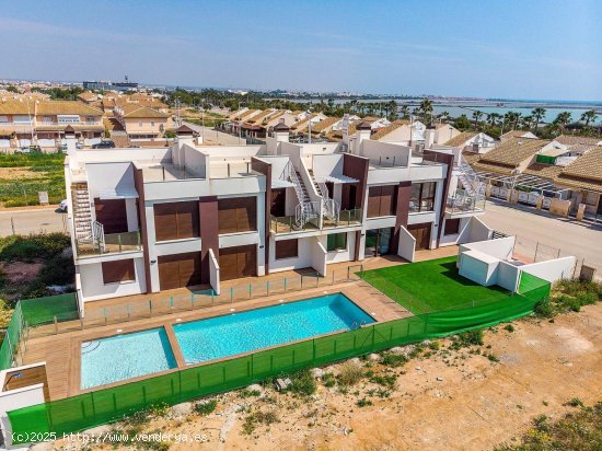 Bungalow en venta a estrenar en San Pedro del Pinatar (Murcia)