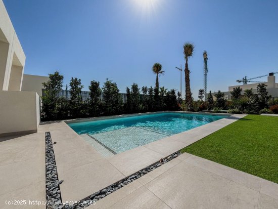 Villa en venta en Algorfa (Alicante)