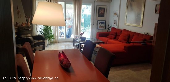 Unifamiliar adosada en venta  en Llinars del Vallès - Barcelona