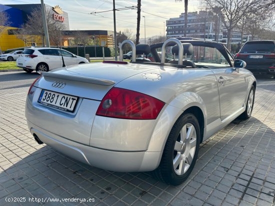 Audi TT 1.8T Cabrio 150cv - Sant Just Desvern