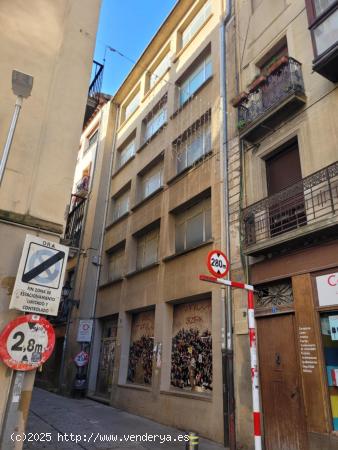 EDIFICIO EN PLENO CENTRO DE TAFALLA - NAVARRA