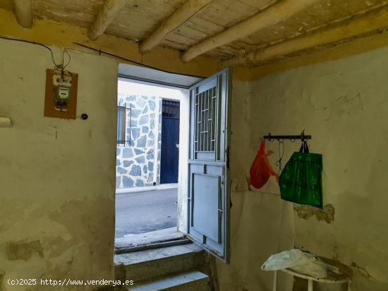 Casa de Pueblo en casco urbano de Mentrida con patio - TOLEDO