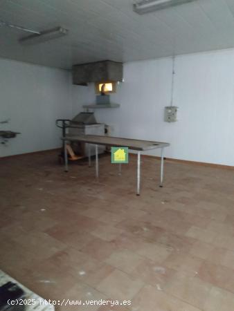 SE VENDE NAVE INDUSTRIAL EN MADRIGUERAS - ALBACETE