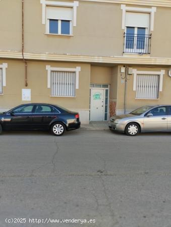 OPORTUNIDAD EDIFICIO EN VENTA EN PEDRO MUÑOZ - CIUDAD REAL