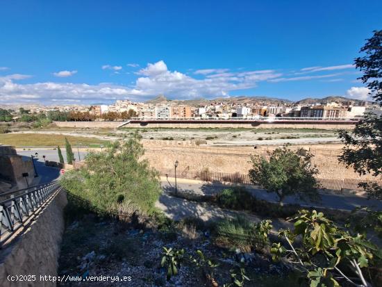 CASA CUEVA A REFORMAR - MURCIA