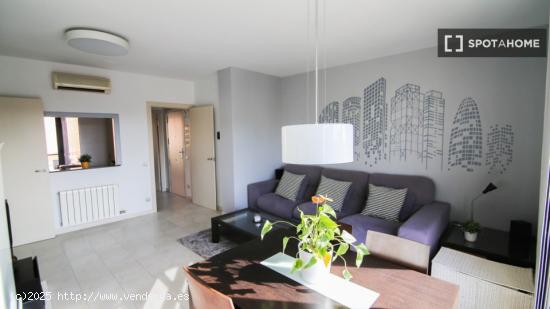 Se alquila apartamento equipado junto al mar - BARCELONA