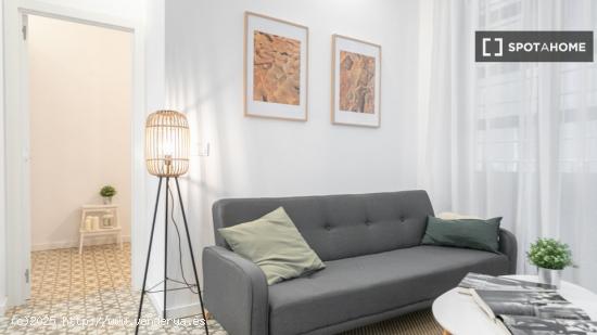 Moderno apartamento en alquiler en el barrio del Born de Barcelona - BARCELONA