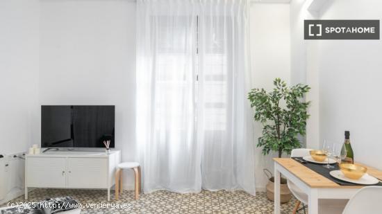 Moderno apartamento en alquiler en el barrio del Born de Barcelona - BARCELONA