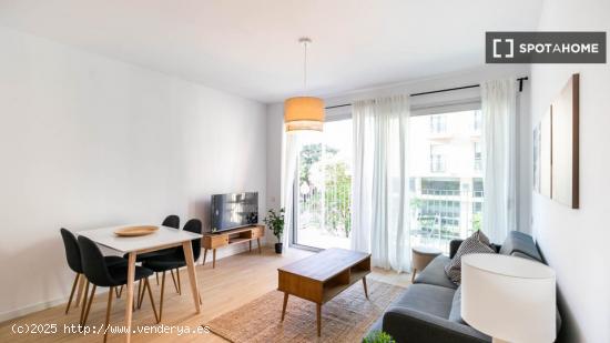 Apartamento amueblado moderno a pocos pasos del mar. - BARCELONA